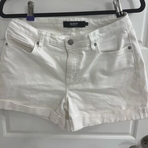 Hudson Jeans Women's Mid Rise Premium White Denim Short Cuffed Hem
